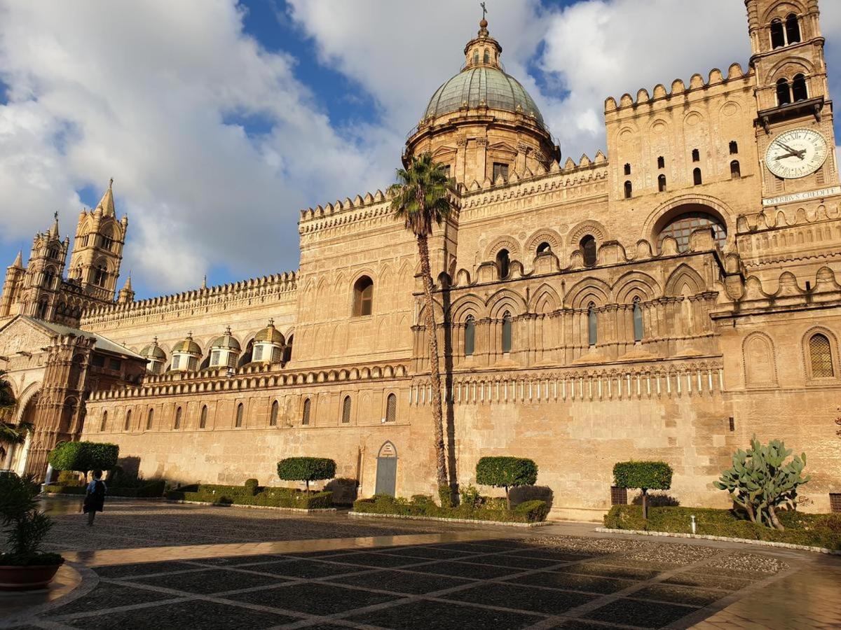 Stanze Di Leo Hotel Palermo Bagian luar foto