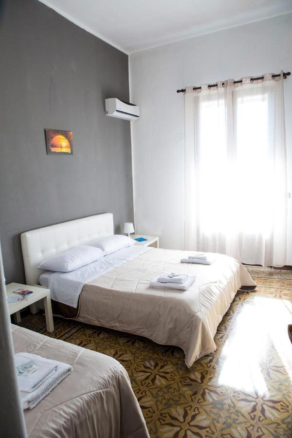 Stanze Di Leo Hotel Palermo Bagian luar foto