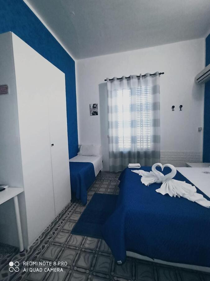 Stanze Di Leo Hotel Palermo Bagian luar foto